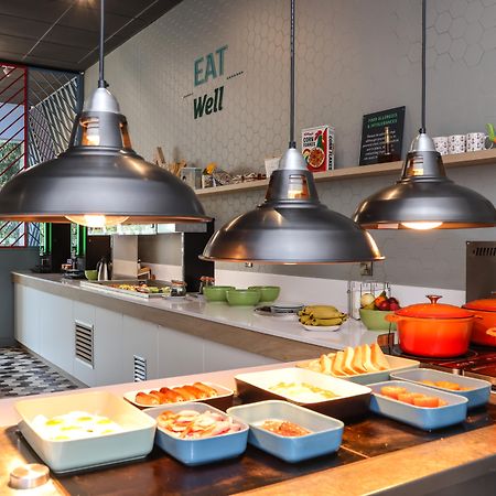 Holiday Inn Bournemouth By Ihg Extérieur photo
