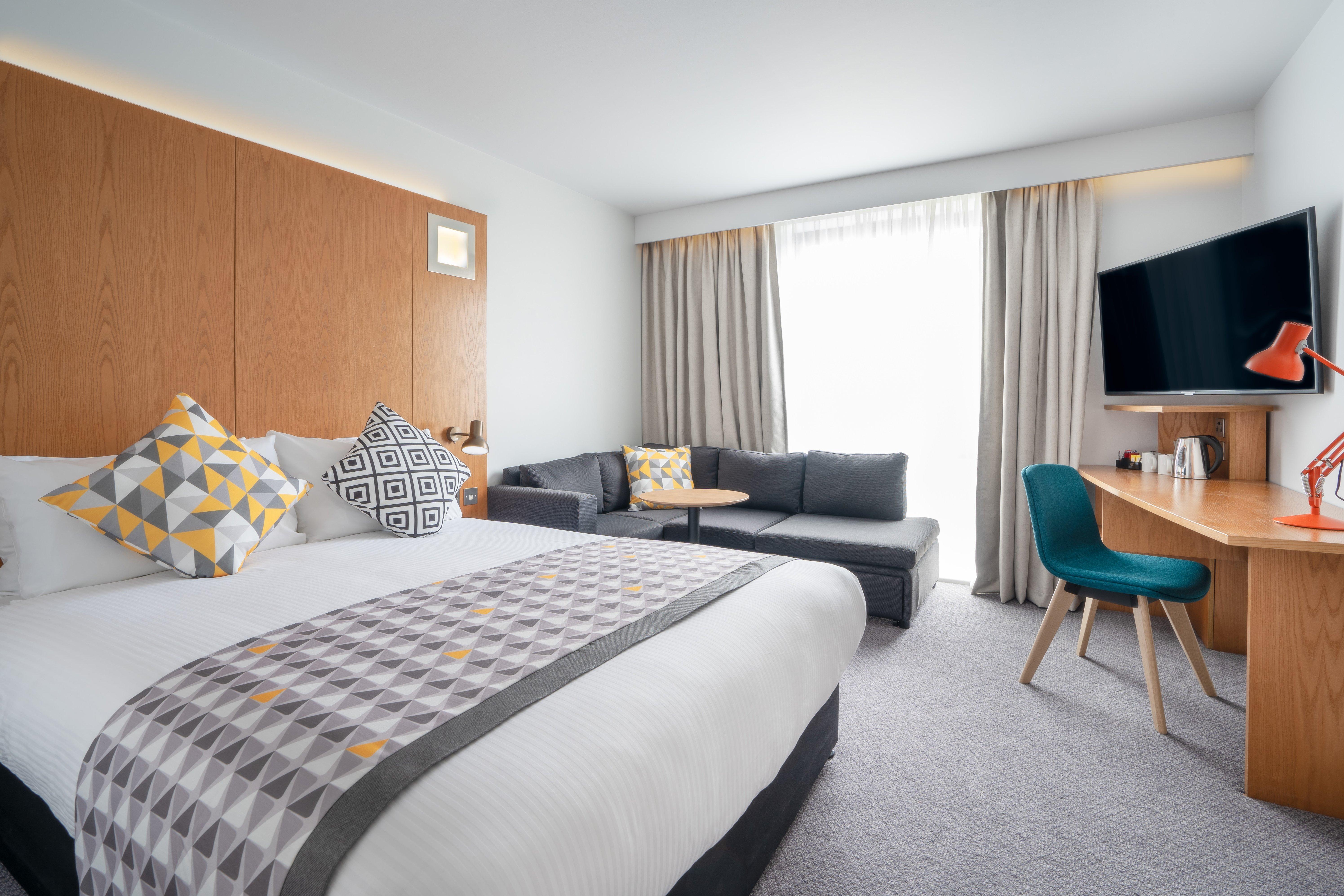 Holiday Inn Bournemouth By Ihg Extérieur photo