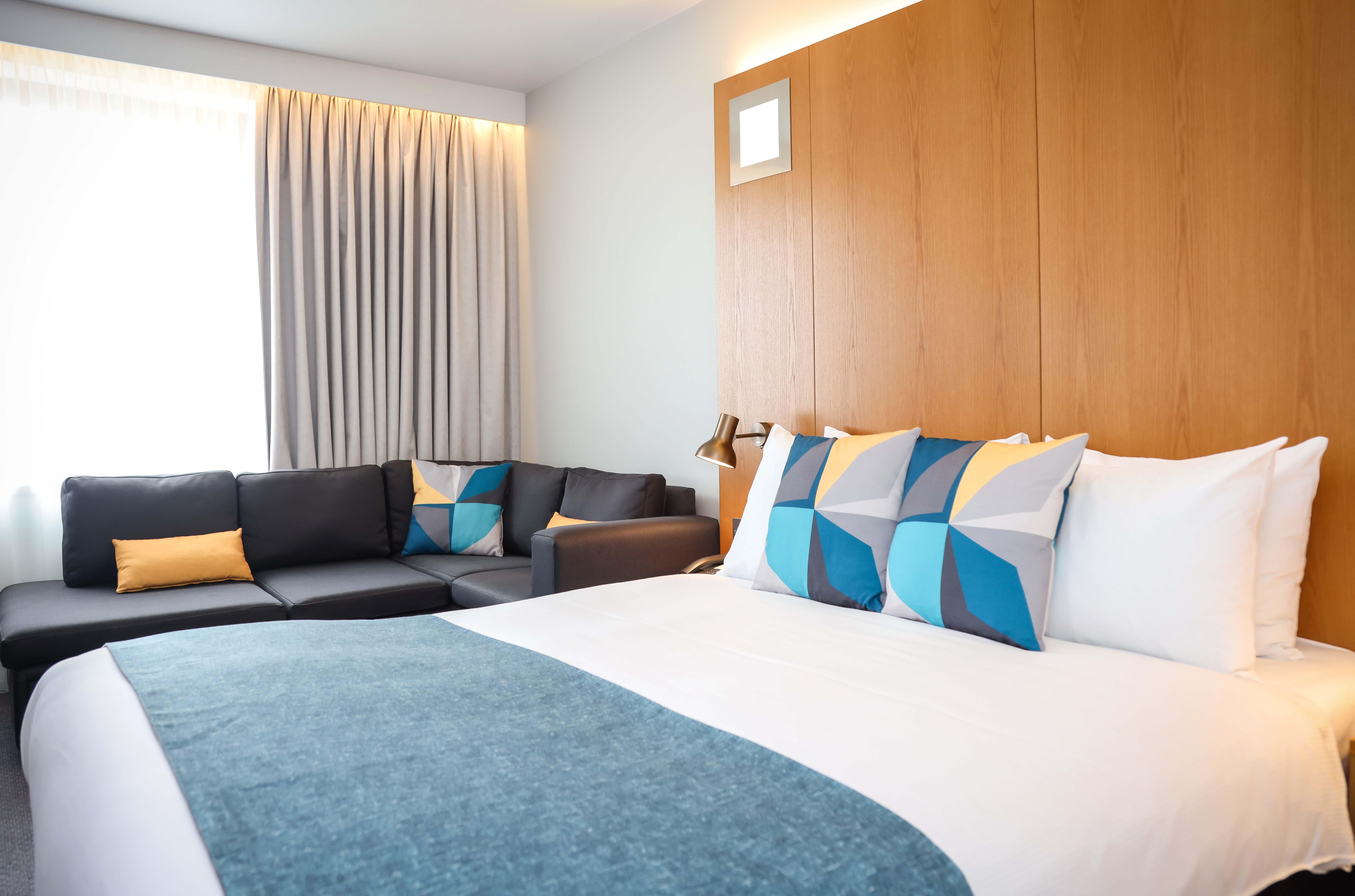 Holiday Inn Bournemouth By Ihg Extérieur photo