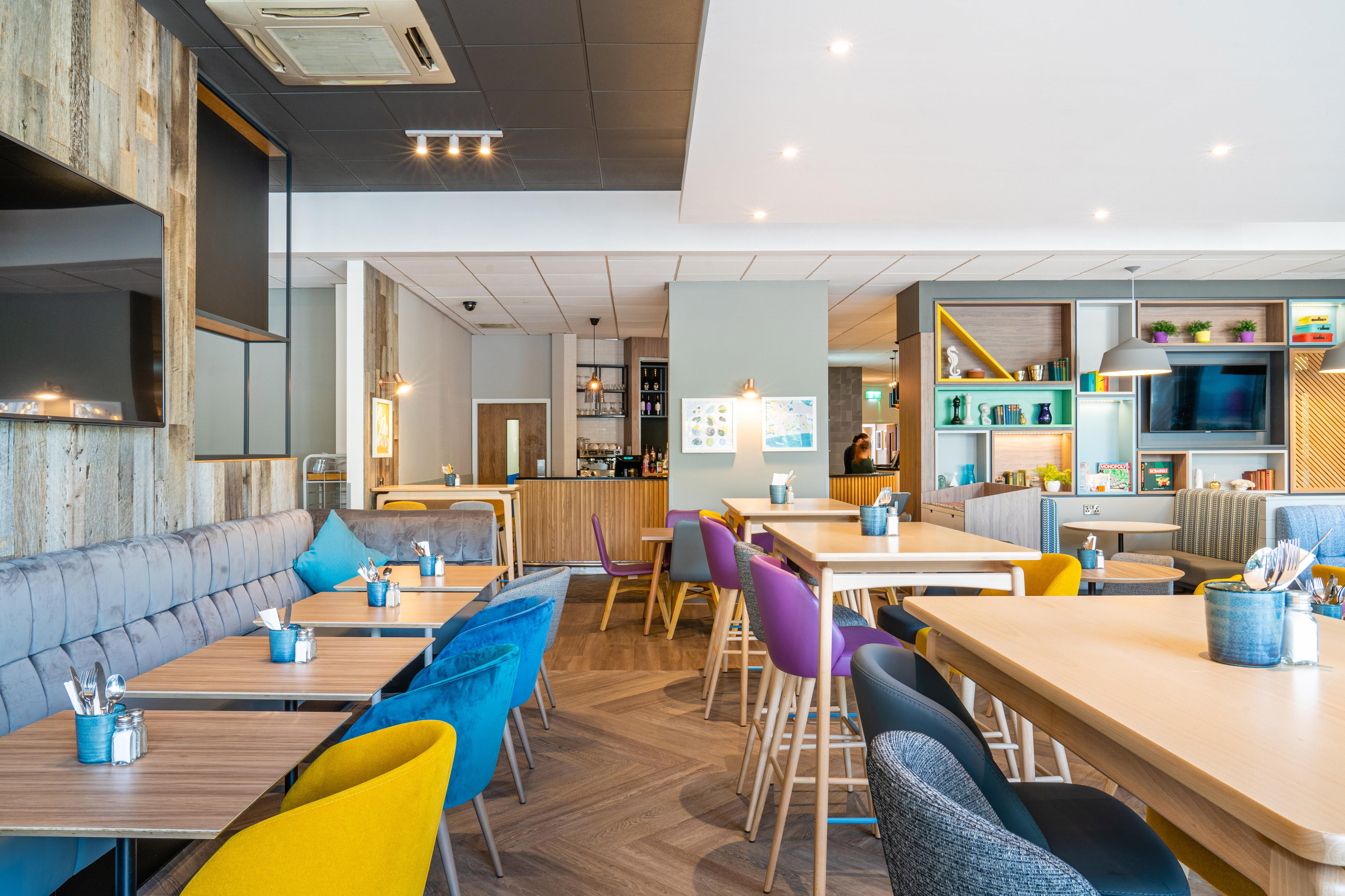 Holiday Inn Bournemouth By Ihg Extérieur photo