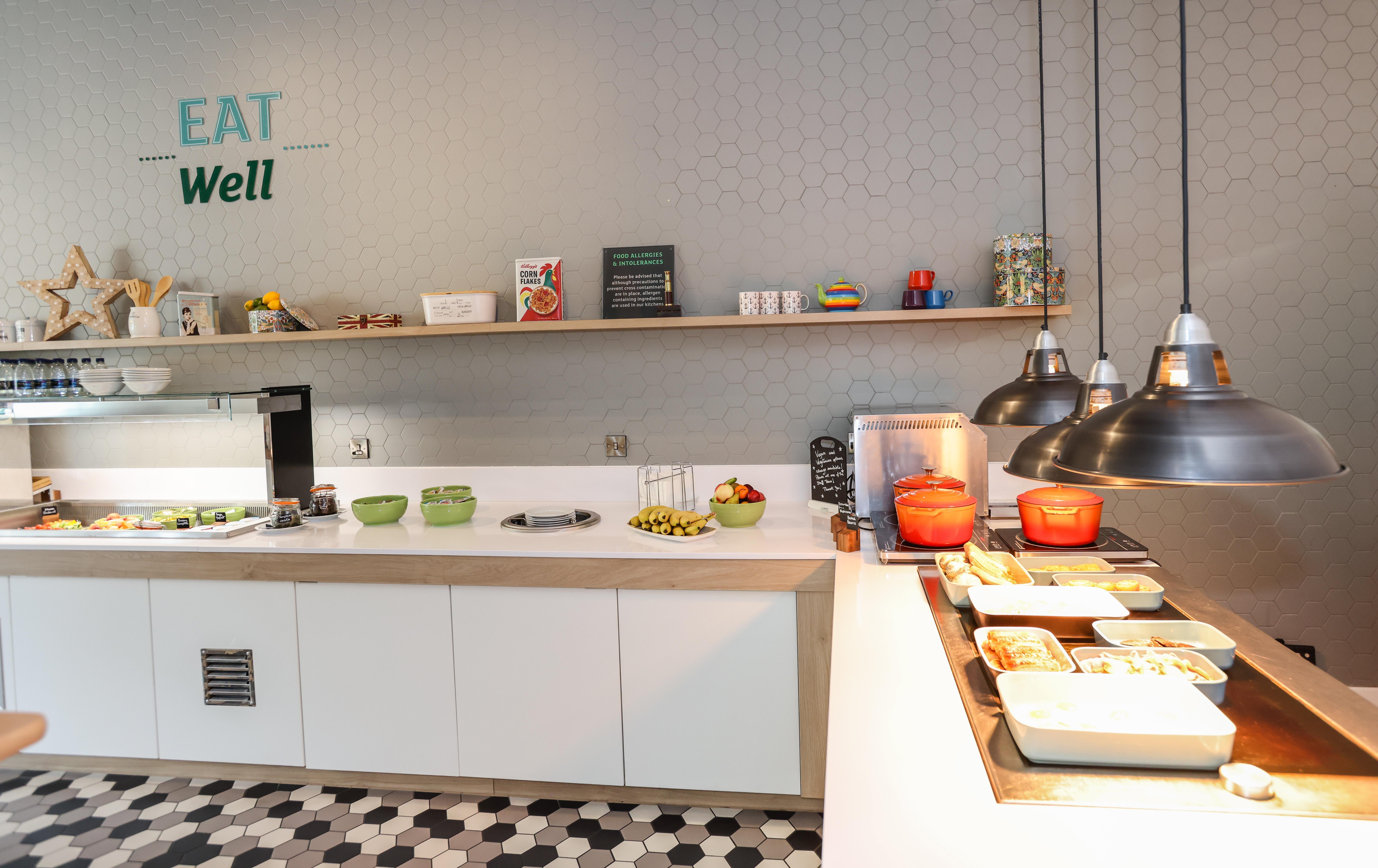 Holiday Inn Bournemouth By Ihg Extérieur photo